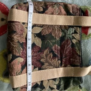 Tapestry tote excellent condition